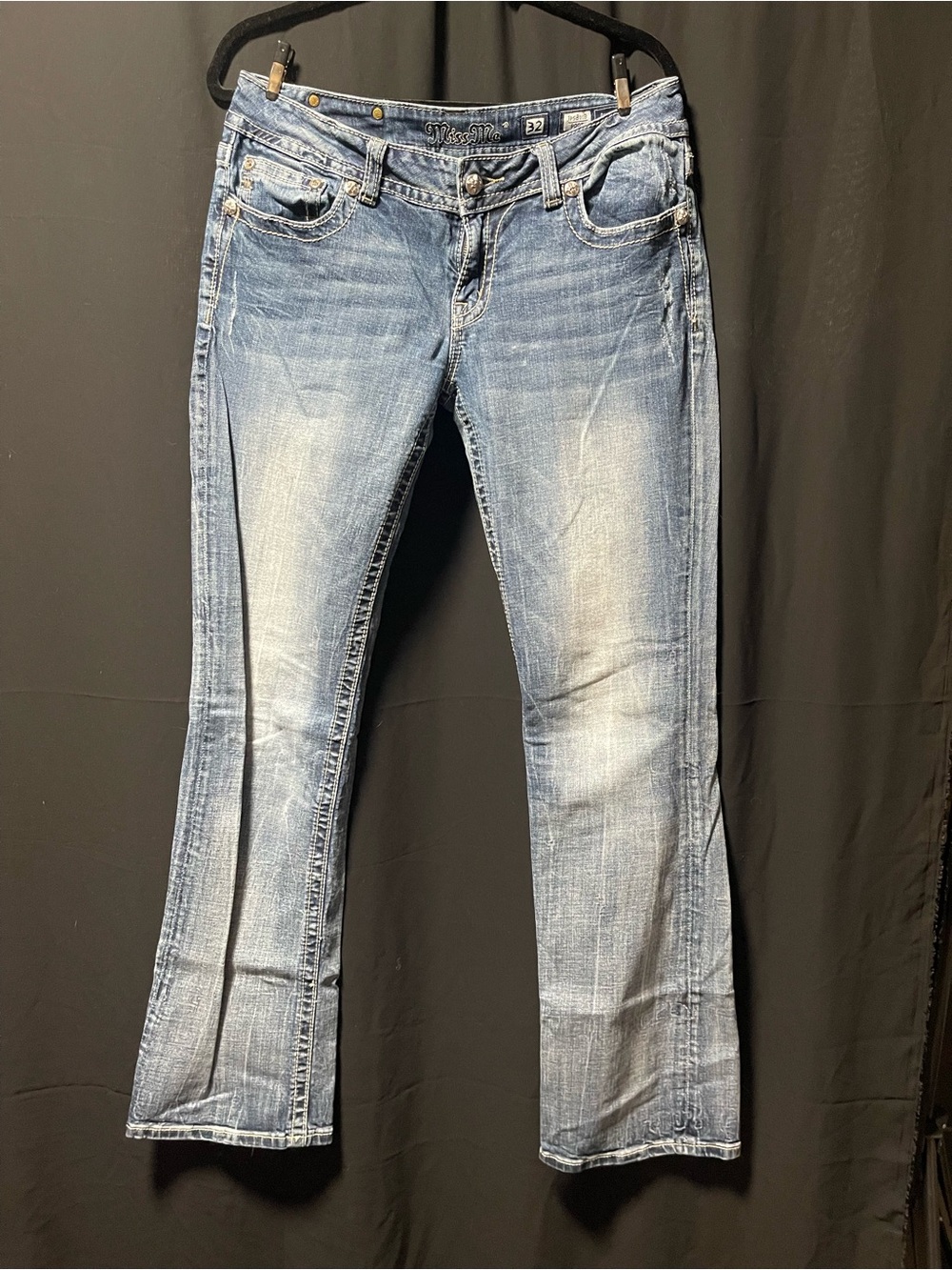 Women’s Miss Me Blue Washed Jeans - 32x34